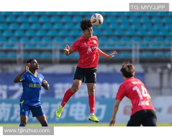 广州足球队选拔赛特别报道见证成长与蜕变的辉煌历程 广州足球队选拔赛特别报道见证成长与蜕变的辉煌历程