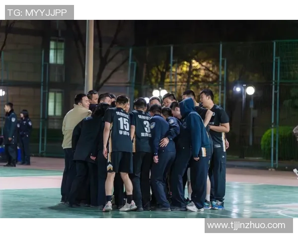 成都篮球队运营体系探析：篮球战术与团队协作的完美结合