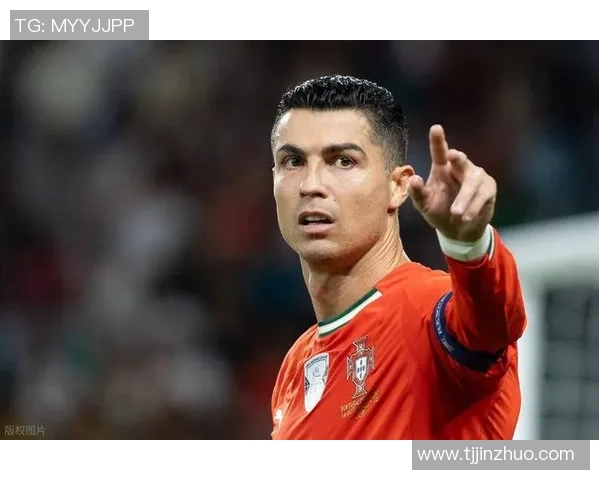 足球明星展现多才多艺唱歌视频引发球迷热议与欢笑 足球明星展现多才多艺唱歌视频引发球迷热议与欢笑